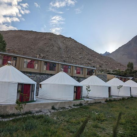 Apex Hotels And Resorts Hussaini Karimabad  المظهر الخارجي الصورة