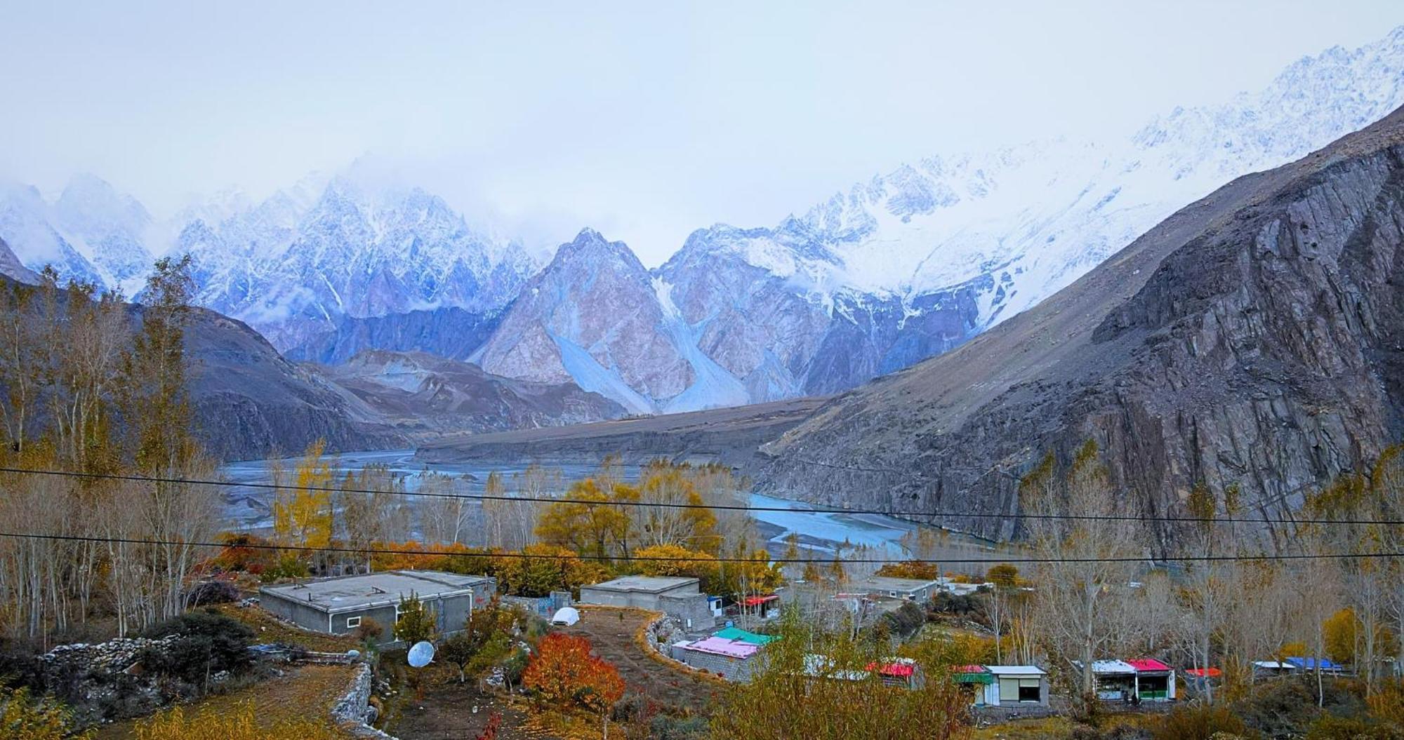 Apex Hotels And Resorts Hussaini Karimabad  المظهر الخارجي الصورة