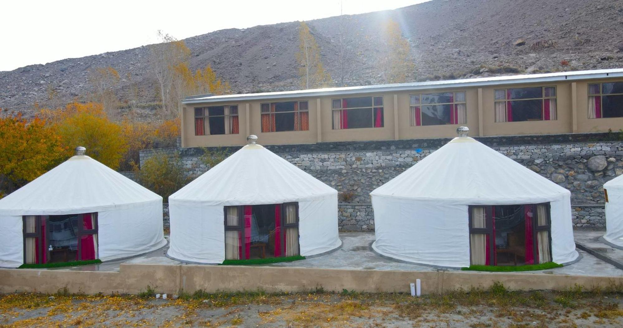 Apex Hotels And Resorts Hussaini Karimabad  المظهر الخارجي الصورة