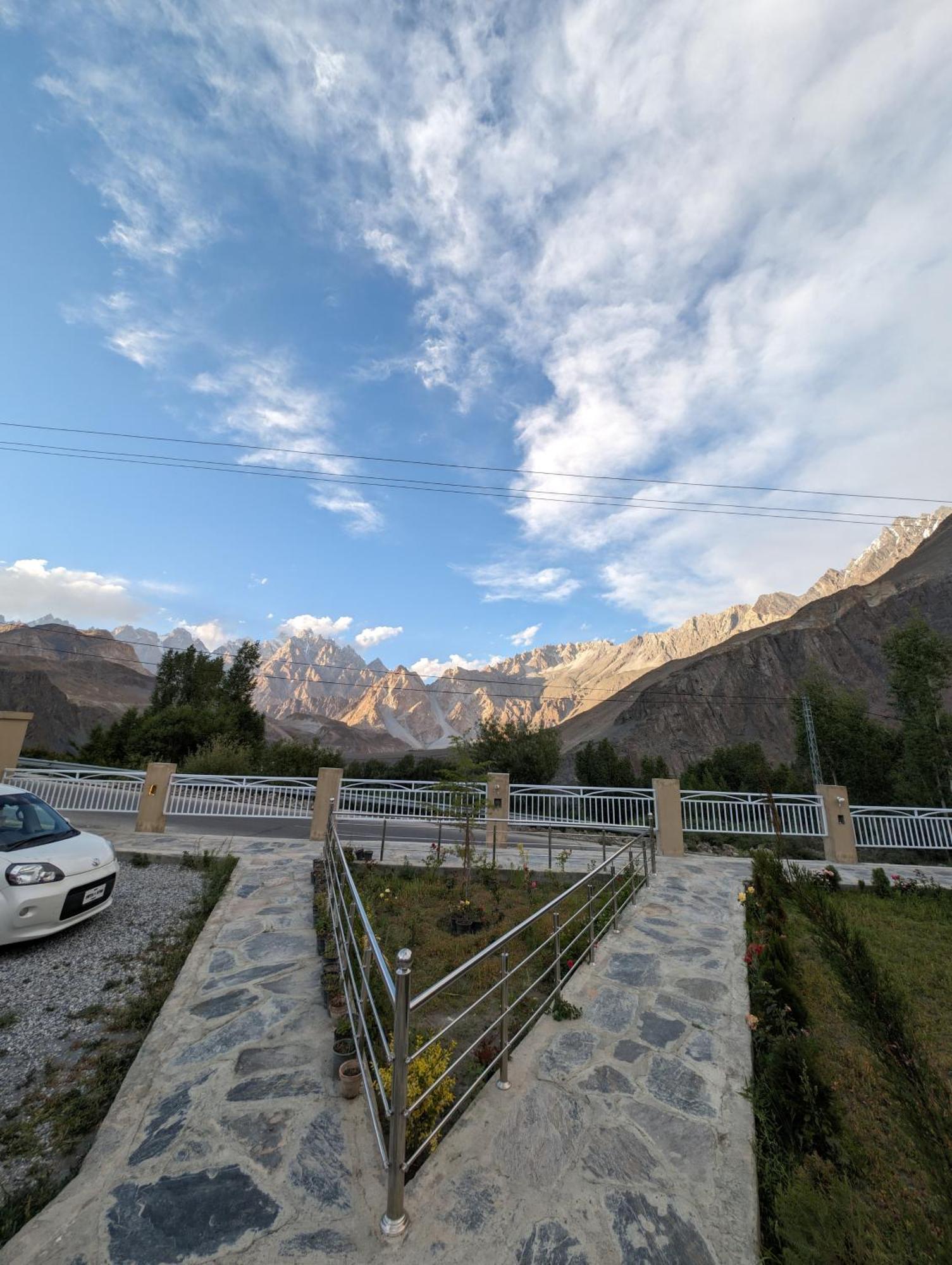 Apex Hotels And Resorts Hussaini Karimabad  المظهر الخارجي الصورة
