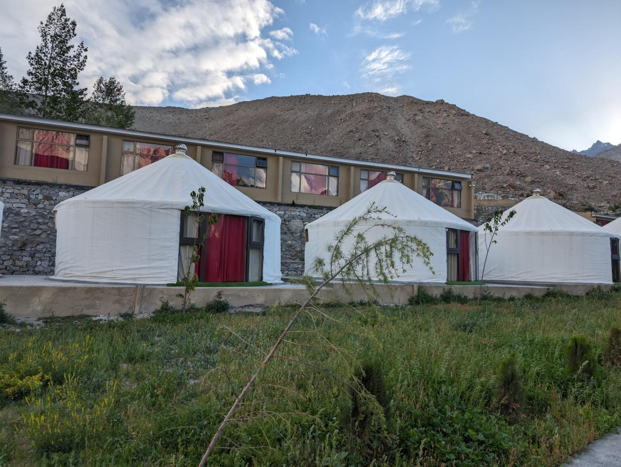 Apex Hotels And Resorts Hussaini Karimabad  المظهر الخارجي الصورة