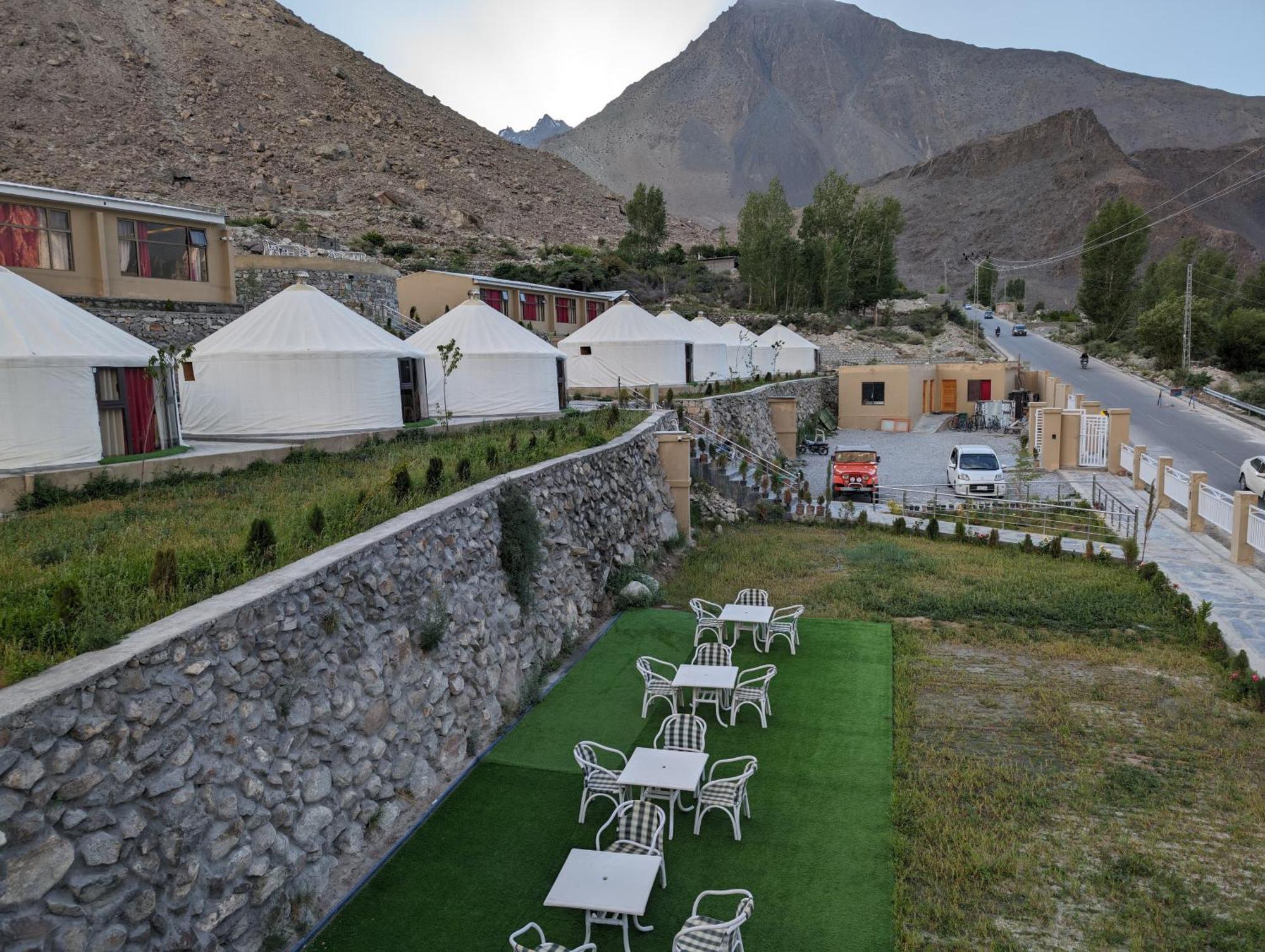 Apex Hotels And Resorts Hussaini Karimabad  المظهر الخارجي الصورة