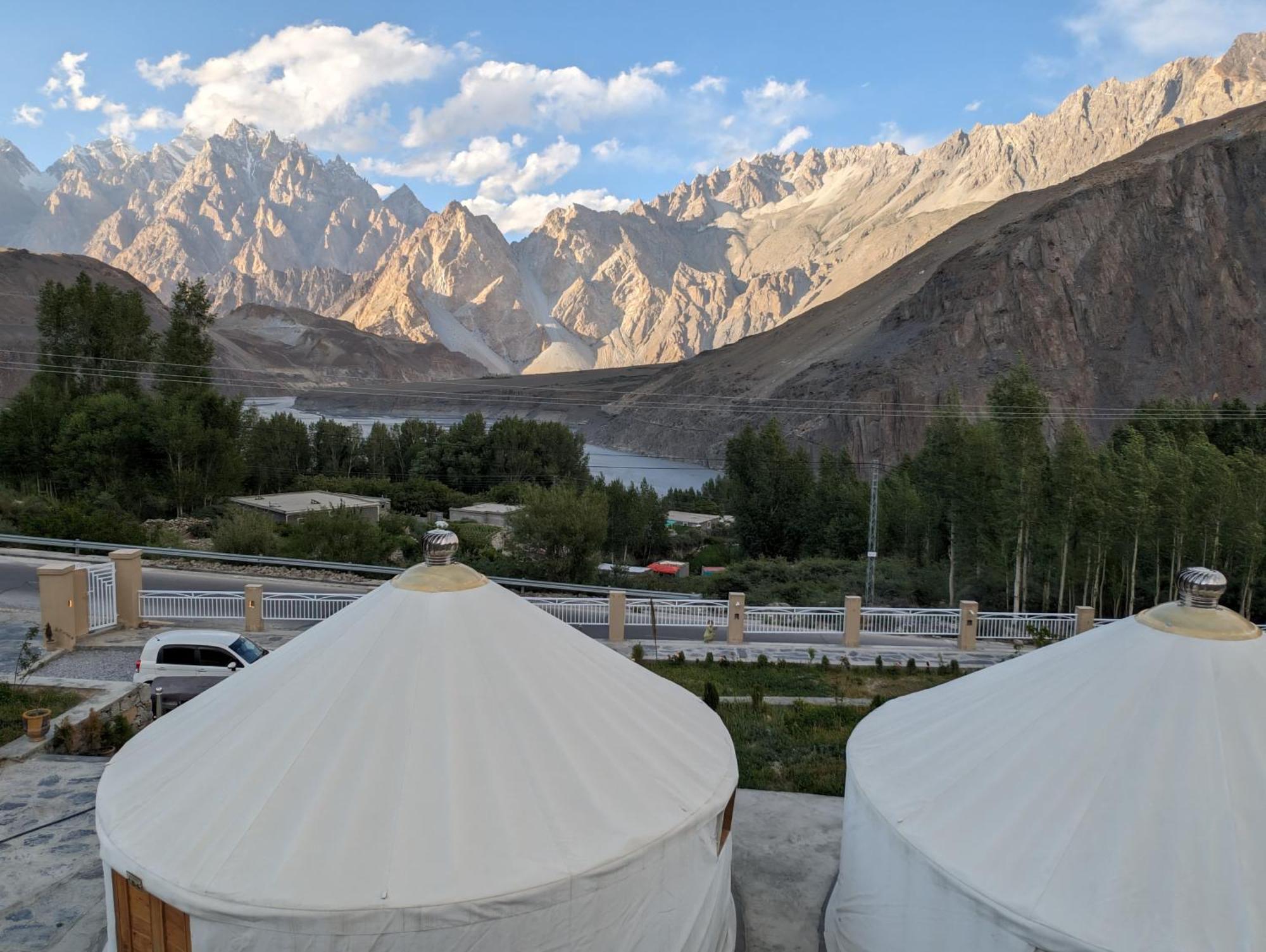 Apex Hotels And Resorts Hussaini Karimabad  المظهر الخارجي الصورة